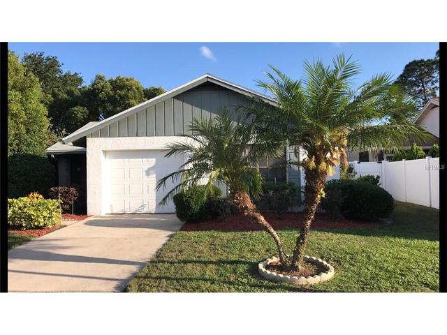 7614 Hidden Hollow Dr