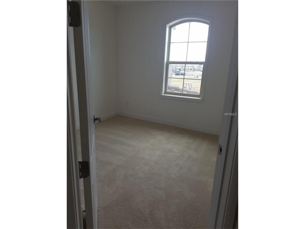 14010 Helsby St
