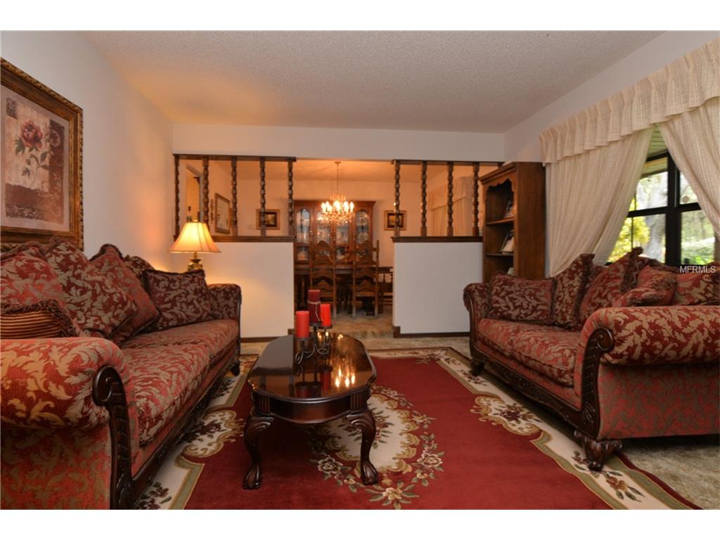 320 Cinnamon Bark Ln, Orlando FL 32835