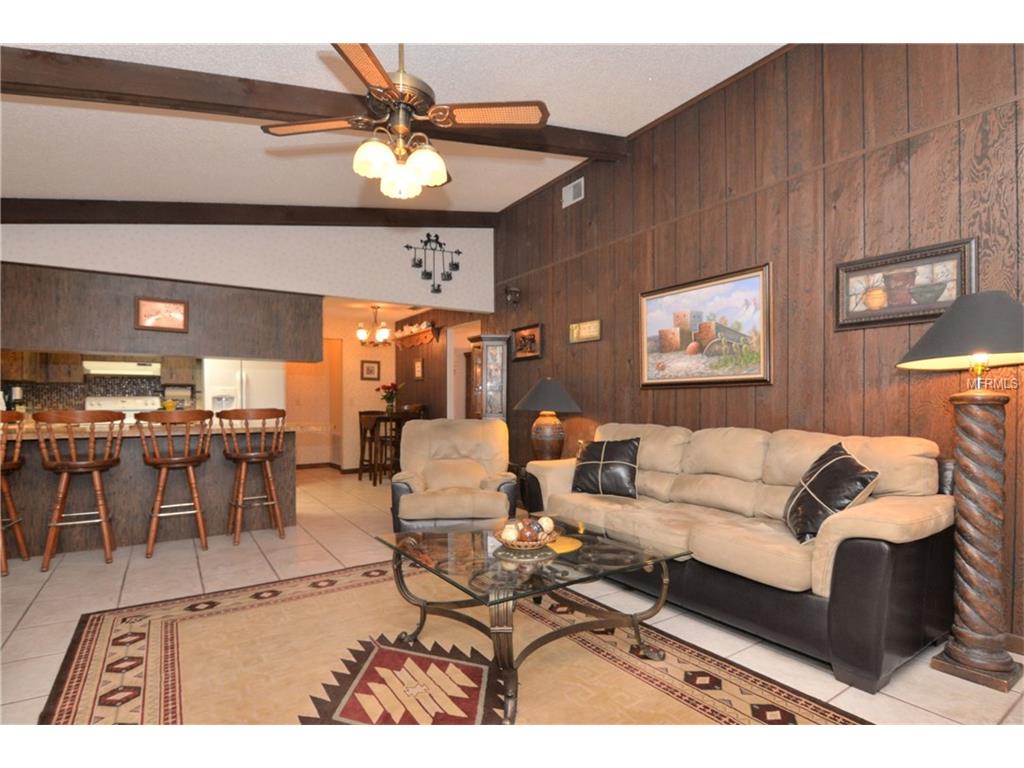 320 Cinnamon Bark Ln, Orlando FL 32835