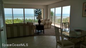 1095 N Highway A1a #207