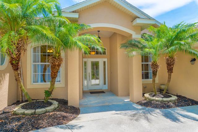 2372 Woodfield Cir