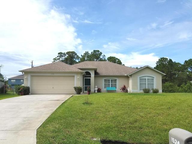713 Atlantis Rd SE