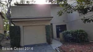 883 Emerson Dr NE