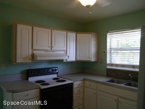 1103 Azalea Ln