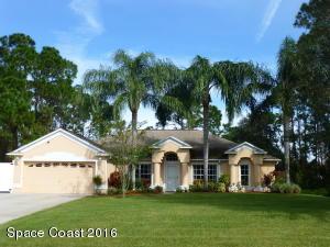 6715 Hundred Acre Dr