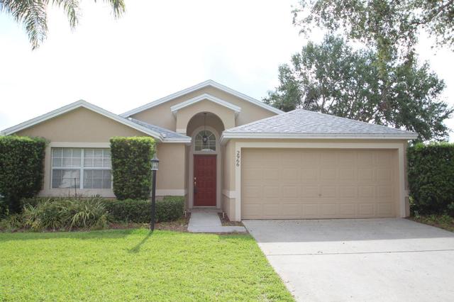 1040 Hazelwood Dr