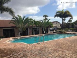 2805 Rhonda Ln