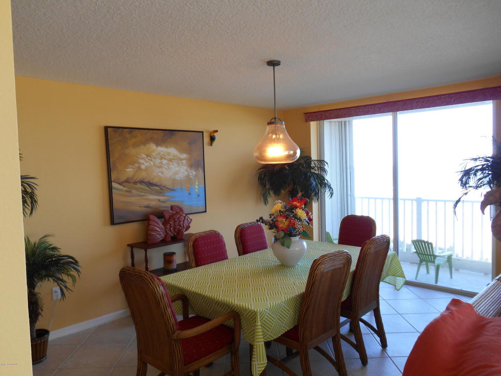 1811 N Hwy A1a Hwy #2206