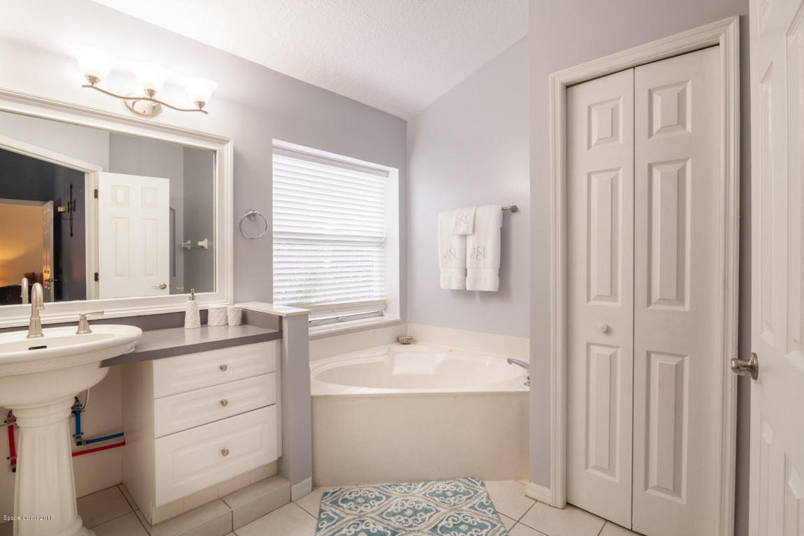159 Palm Cir