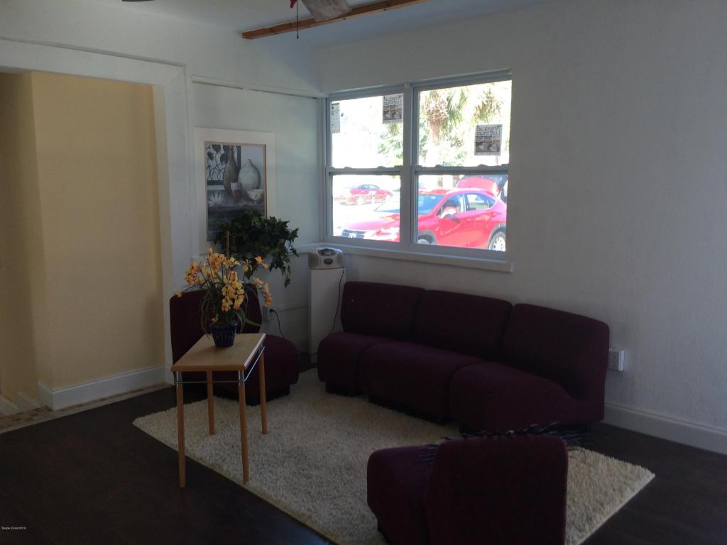 1007 Woodlawn Rd