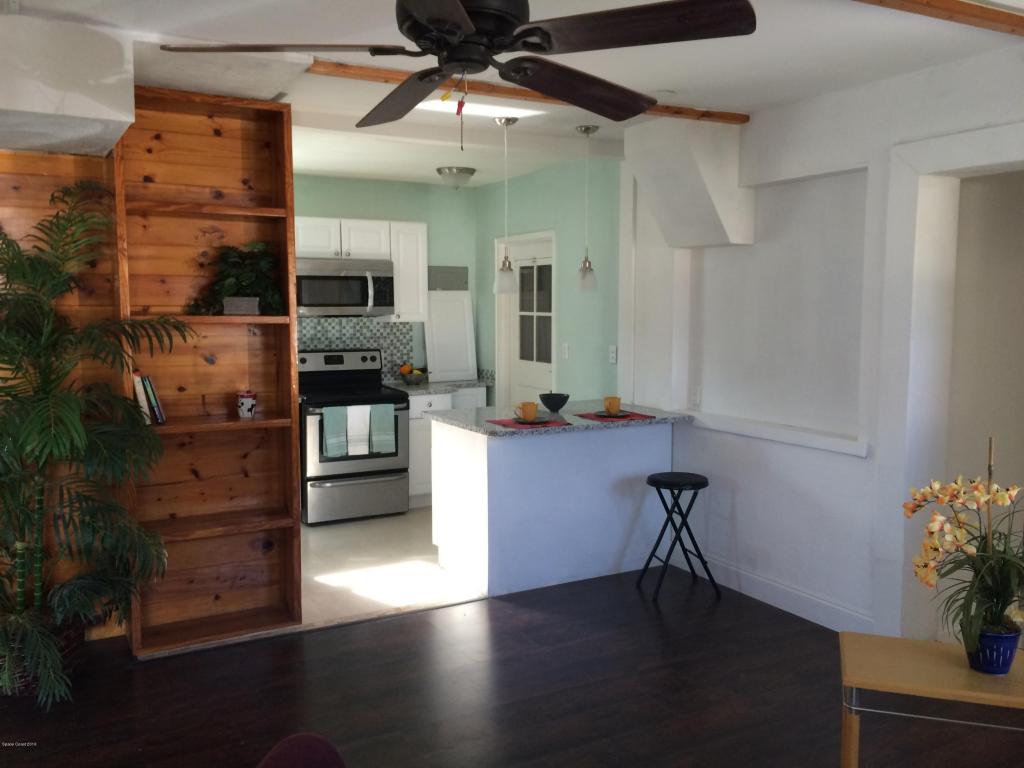 1007 Woodlawn Rd