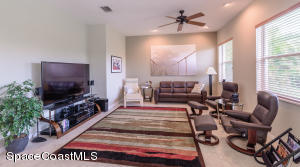 858 Thrasher Dr