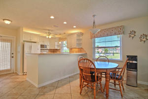 For Sale: 105 Springlake Ct #APT 107 Vero Beach, FL 32962