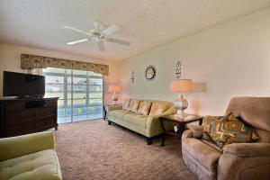 For Sale: 105 Springlake Ct #APT 107 Vero Beach, FL 32962