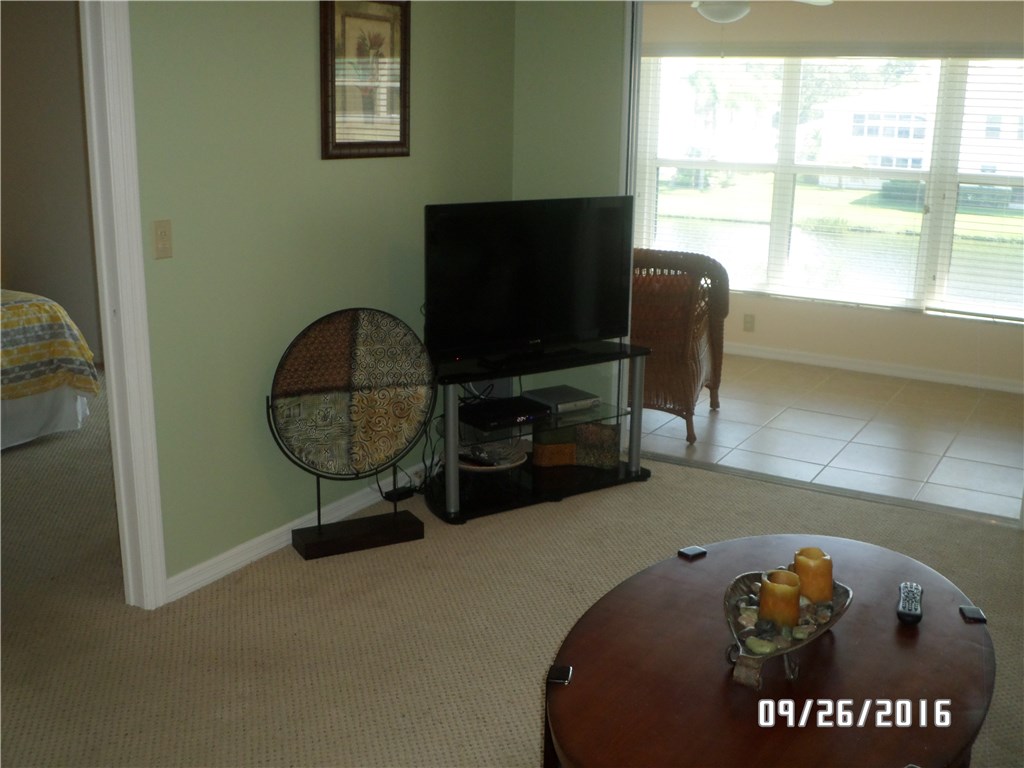 655 W Lake Jasmine Cir #207