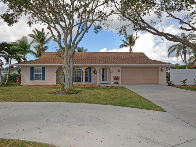 100 Sable Oak Ln #304