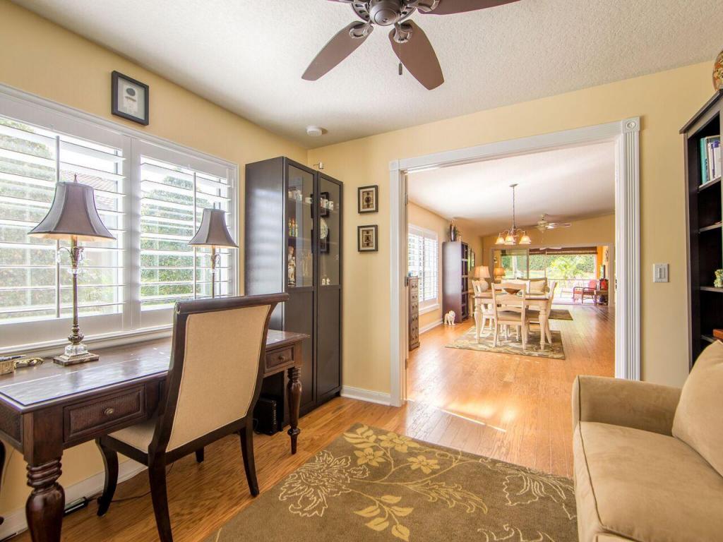4989 Corsica Sq