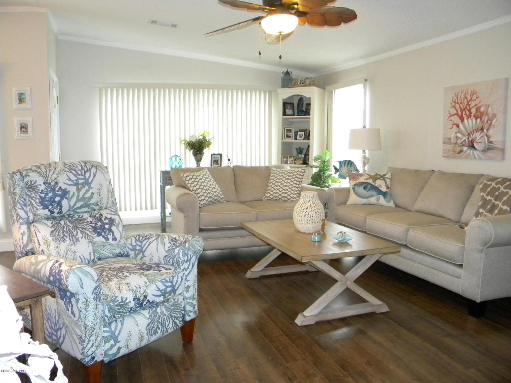 7694 Fox Hunter Cir