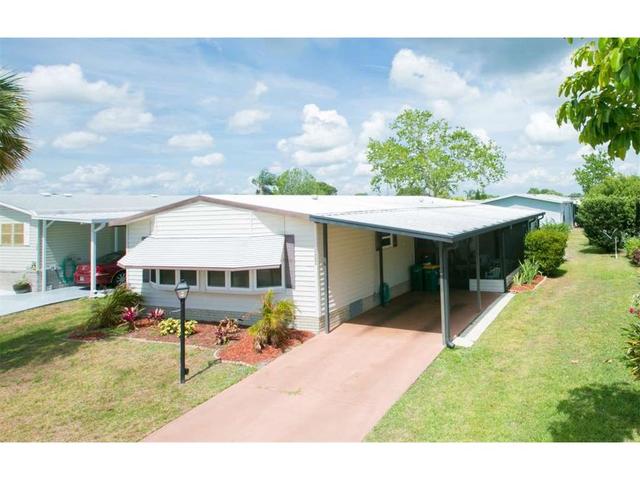437 Royal Tern Dr