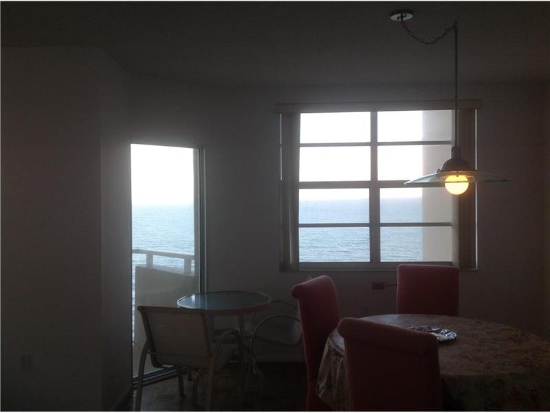 1950 S Ocean Dr #11P