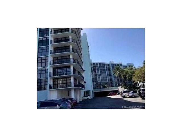 400 Leslie Dr #502