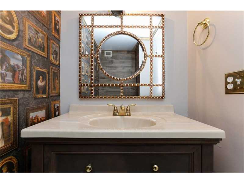For Sale: 2500 Parkview Dr #APT 2008 Hallandale, FL 33009