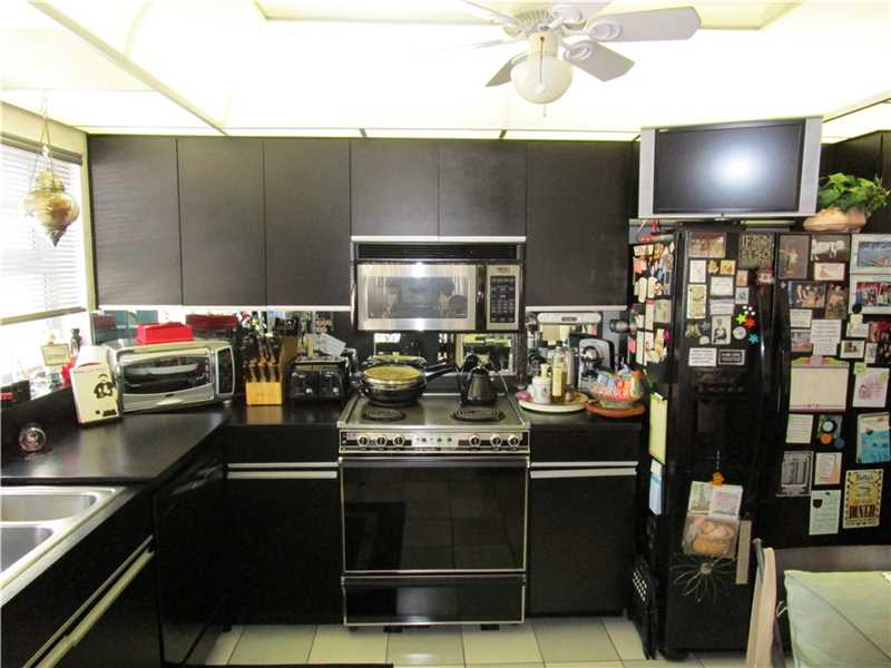 For Sale: 1825 S Ocean Dr #501 Hallandale, FL 33009