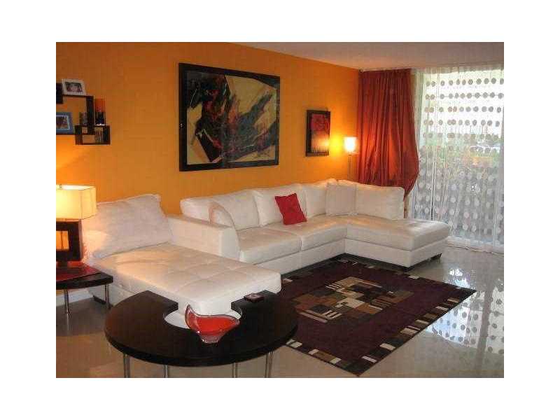 1890 S Ocean Dr #207