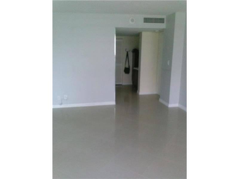 1890 S Ocean Dr #207