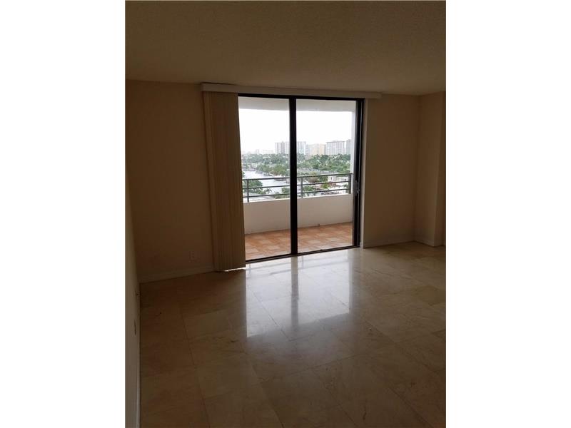 2500 Parkview Dr #808