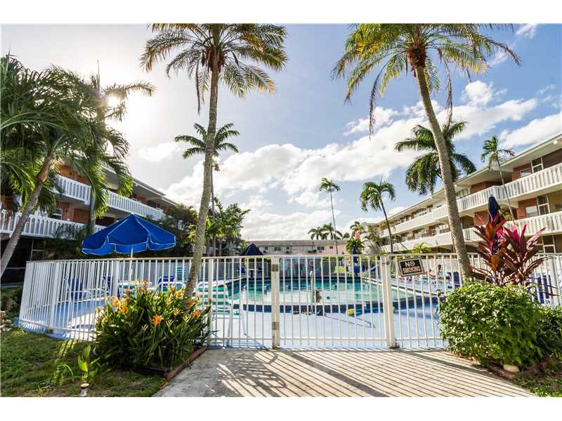 141 NE 10th Ave #18B