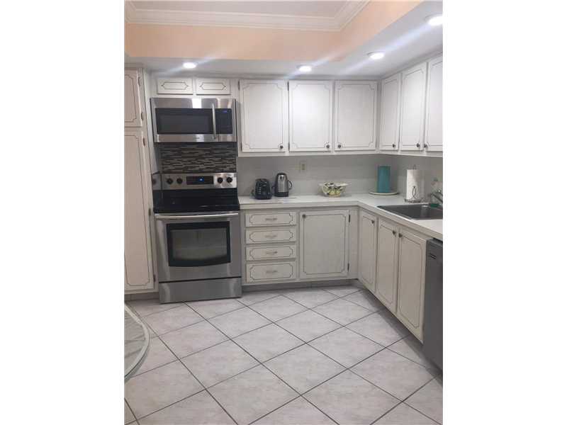3180 S Ocean #1020
