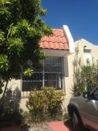For Sale: 3765 W 9th Ct #13 Hialeah, FL 33012