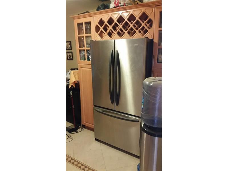 1642 W 65th St Hialeah, FL 33012