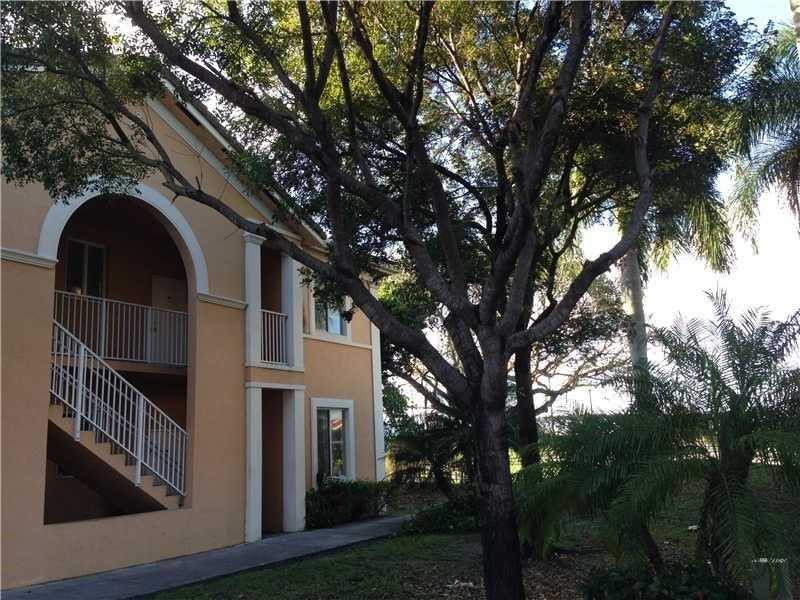 17820 NW 73rd Ave #209-1 Hialeah, FL 33015