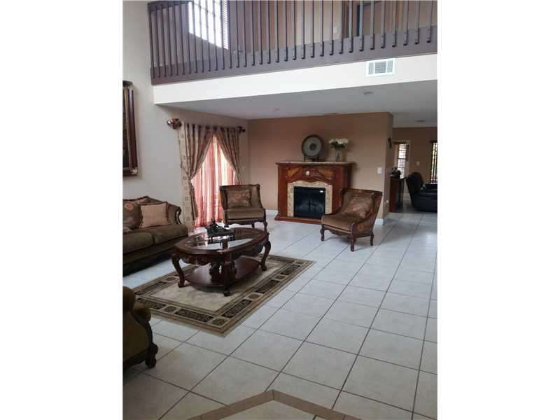 8288 NW 195th Ter