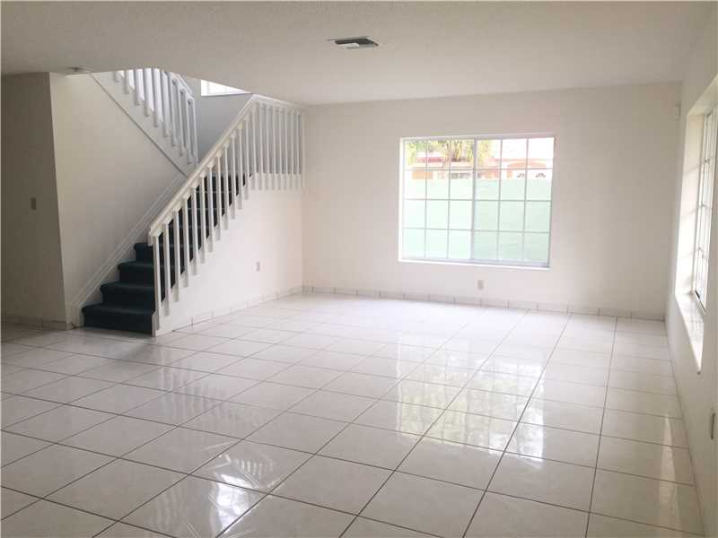 8847 NW 188th Ter