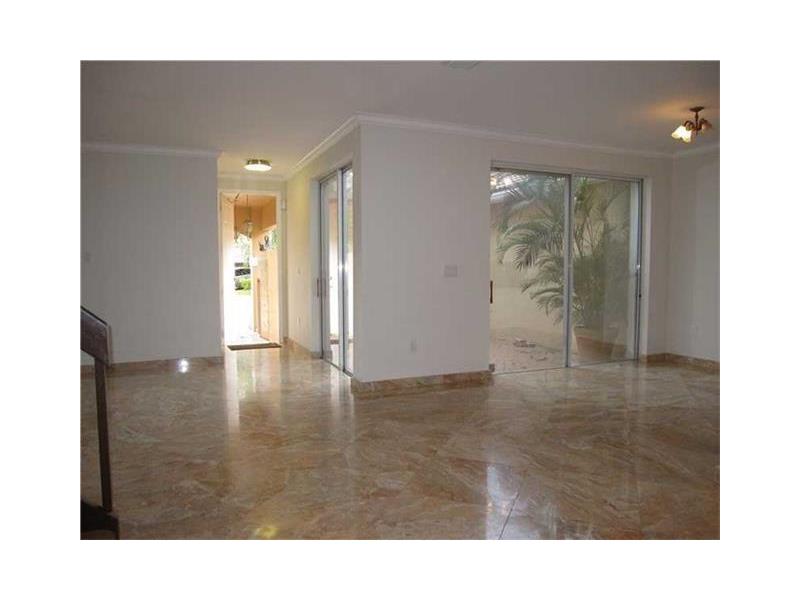 For Sale: 1515 Seagrape Way #1515 Hollywood, FL 33019