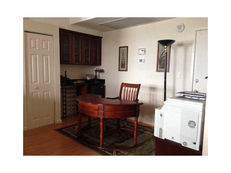101 N Ocean Dr #789