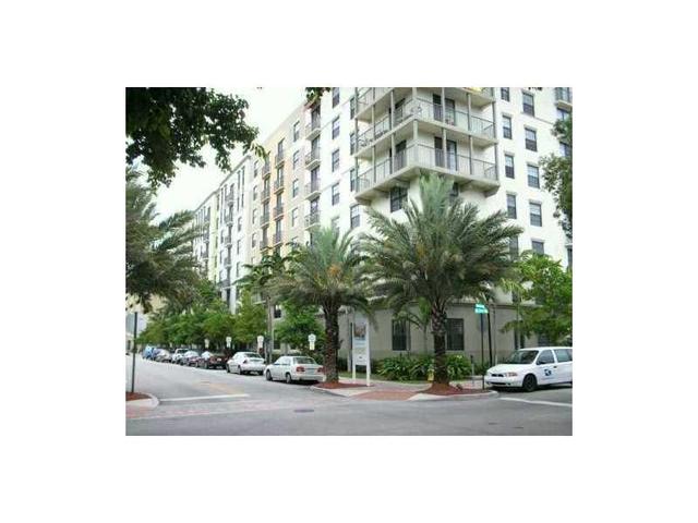 1900 Van Buren St #218B