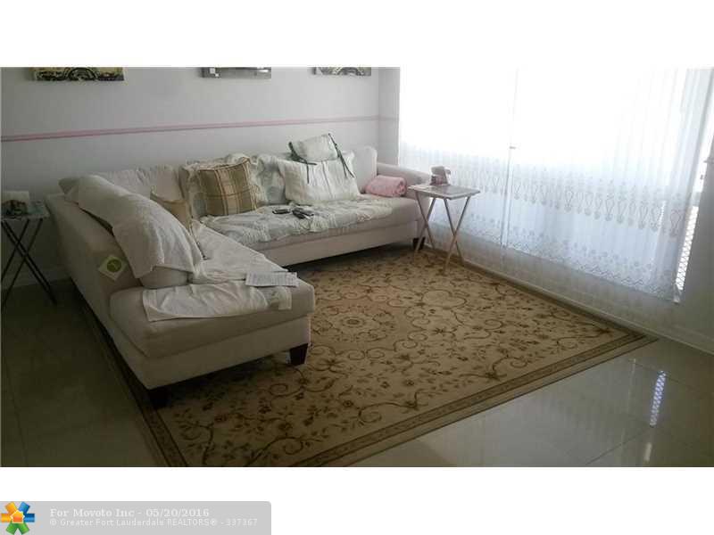 For Sale: 2405 Carlyle Ln #APT 151 Hollywood, FL 33021