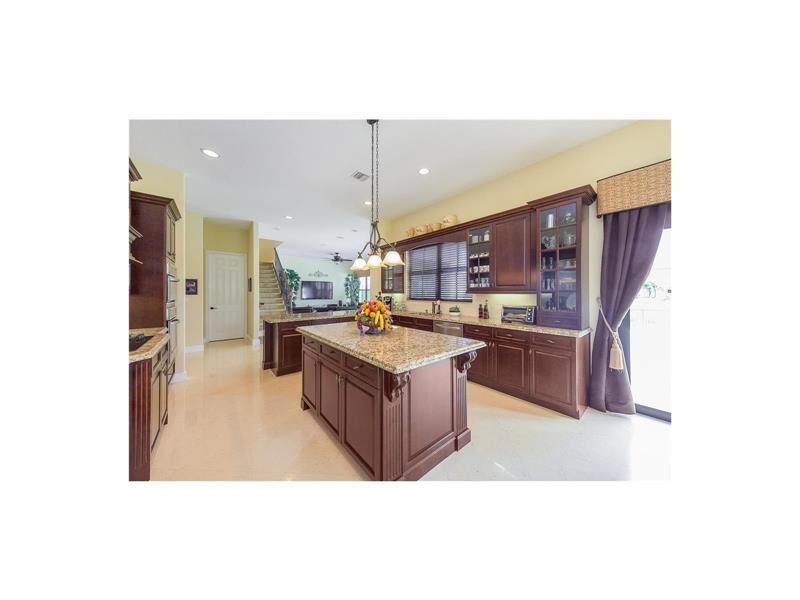 2727 NW 84th Way