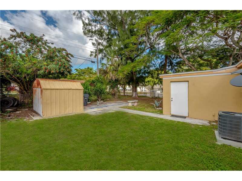 840 NW 69th Ave
