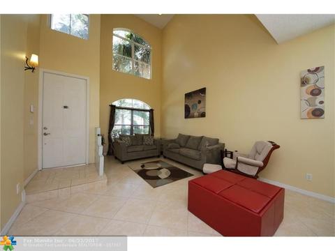 2139 NW 75th Way