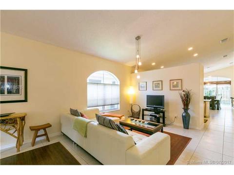 2139 NW 75th Way