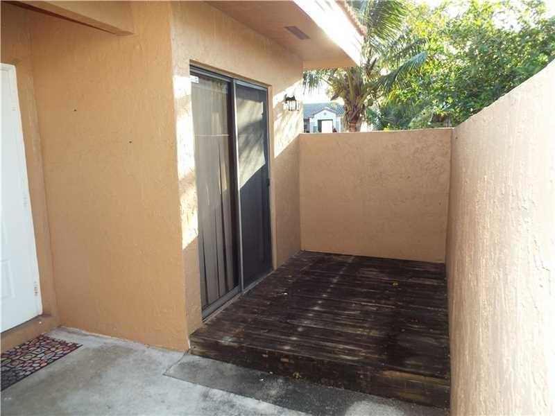 For Sale: 12001 S Las Palmas #APT 12001 Hollywood, FL 33025