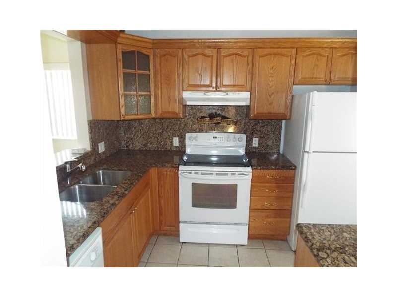 For Sale: 12001 S Las Palmas #APT 12001 Hollywood, FL 33025