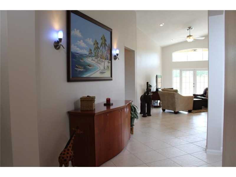 19176 SW 12 St Hollywood, FL 33025