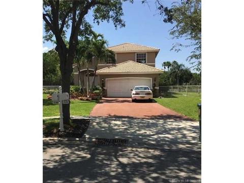 15818 SW 49th Ct